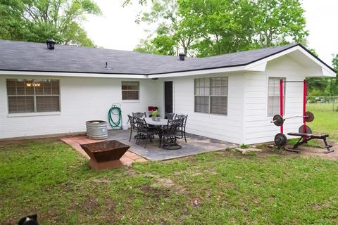 A home in Madisonville