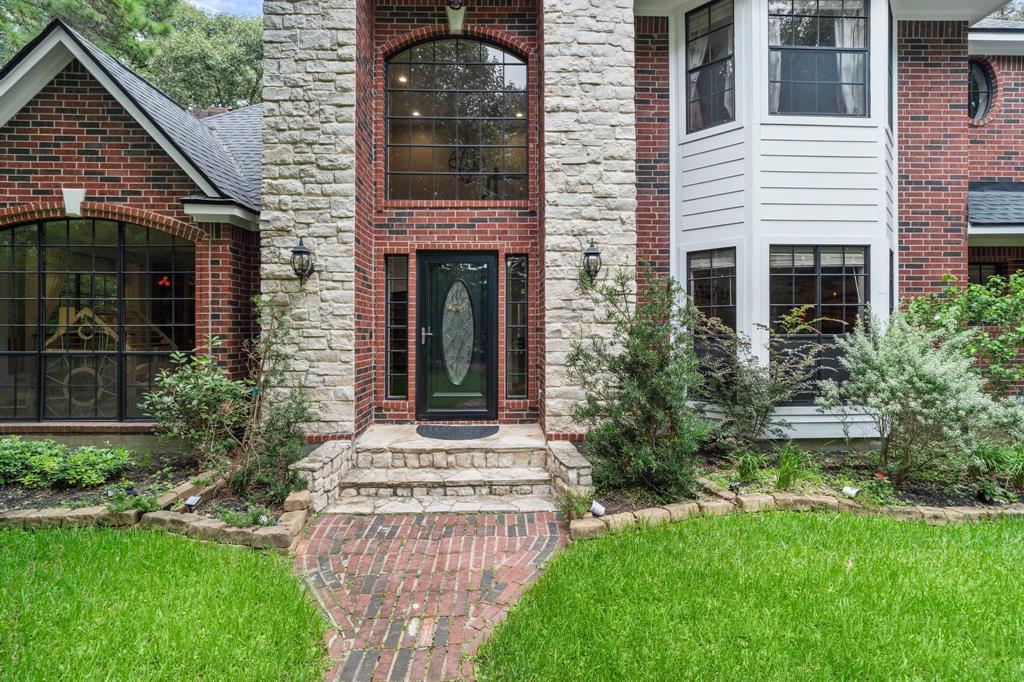 19910 Emerald Way