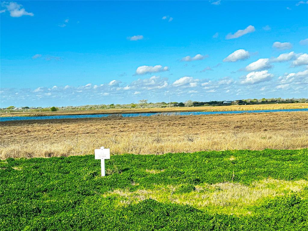 113 Sand Swept Point, Port Lavaca, Texas image 1