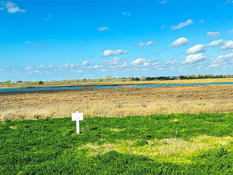 Photo of 113 Sand Swept Point, Port Lavaca, TX 77979 (MLS # 44079894) Photo of 113 Sand Swept Point, Port Lavaca, TX 77979 (MLS # 44079894)