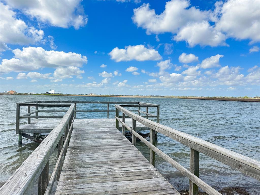 113 Sand Swept Point, Port Lavaca, Texas image 4