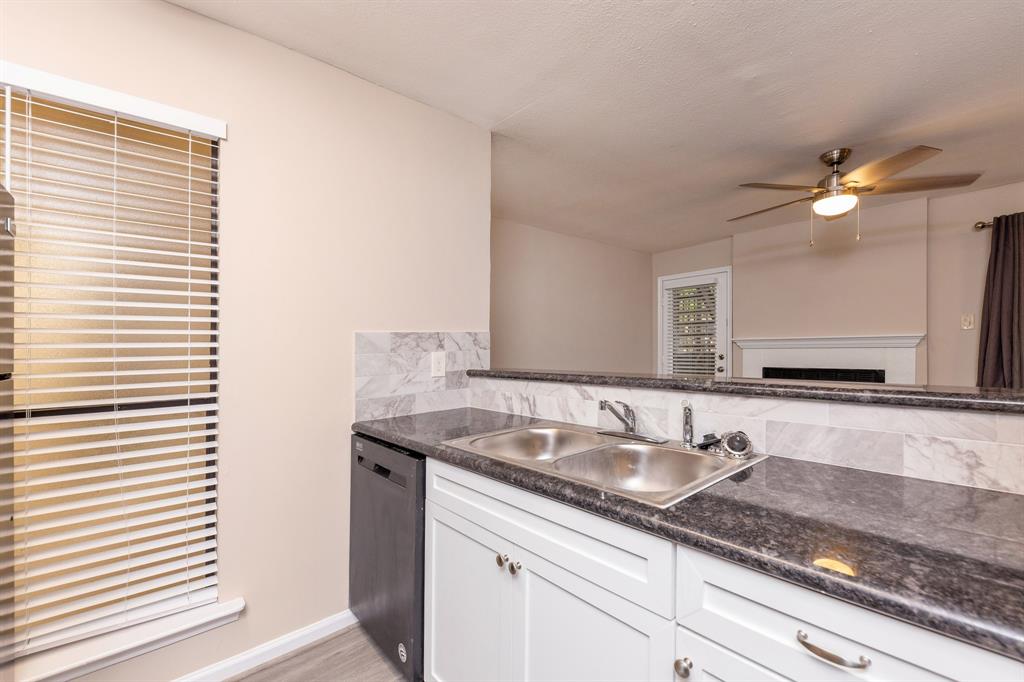 3500 Tangle Brush Drive #132, The Woodlands, Texas image 6