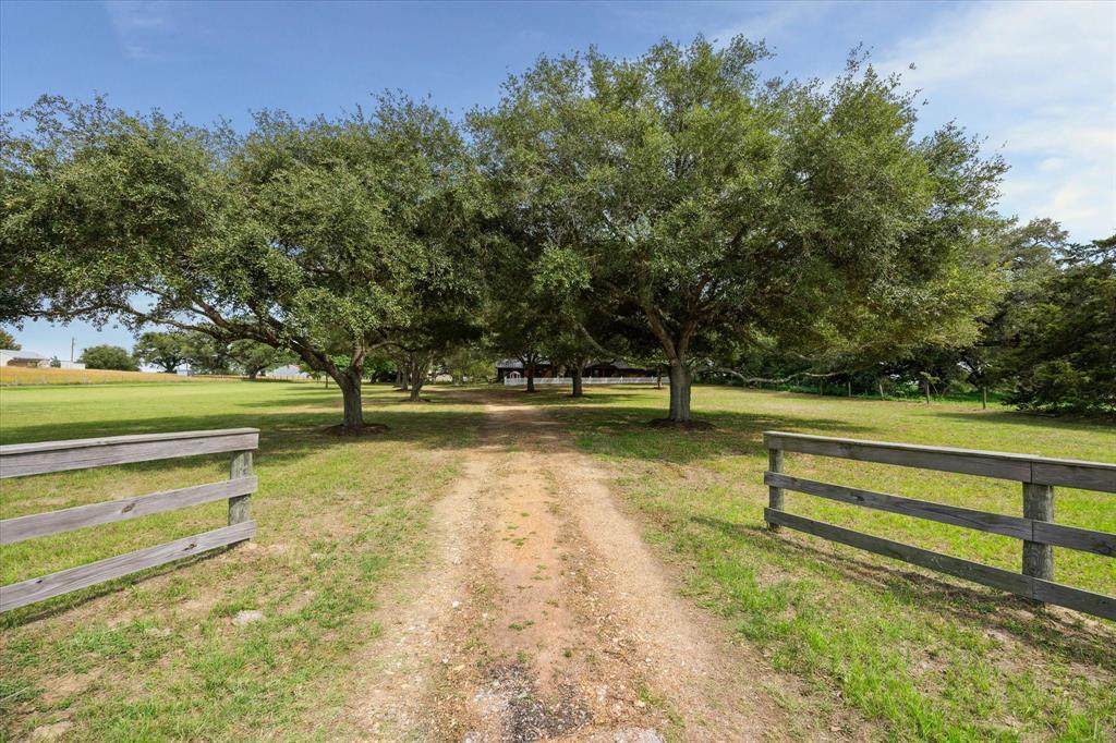 3834 Fm 949 Highway, Cat Spring, Texas image 2