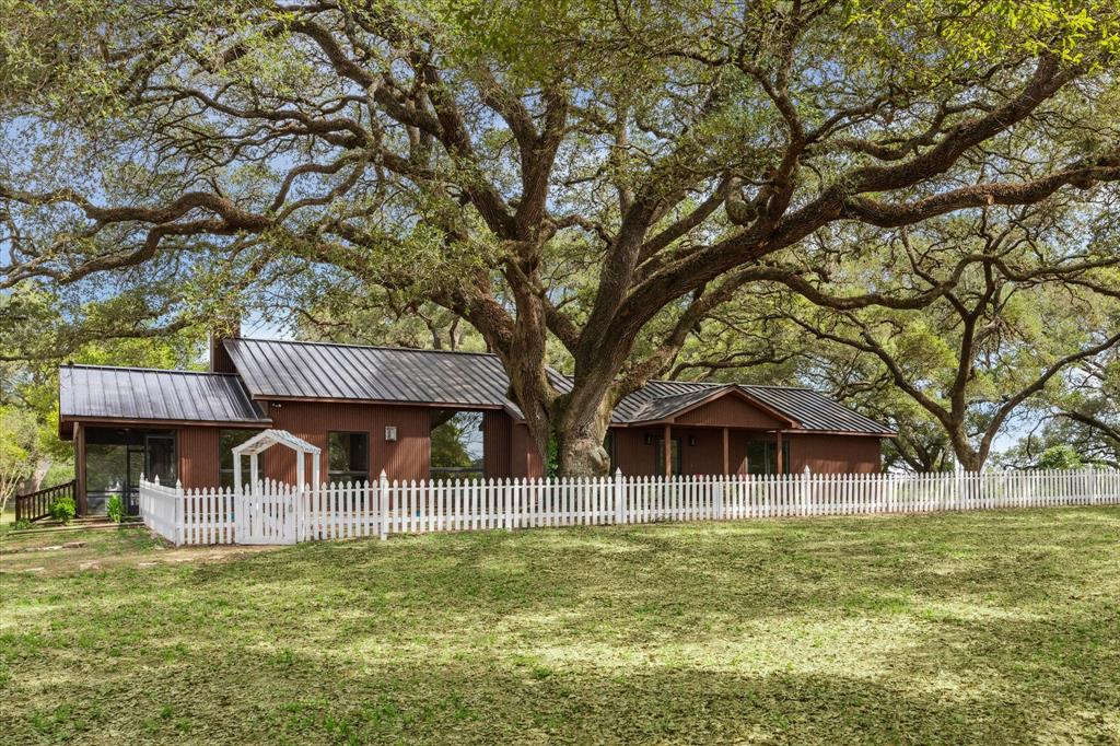 3834 Fm 949 Highway, Cat Spring, Texas image 12