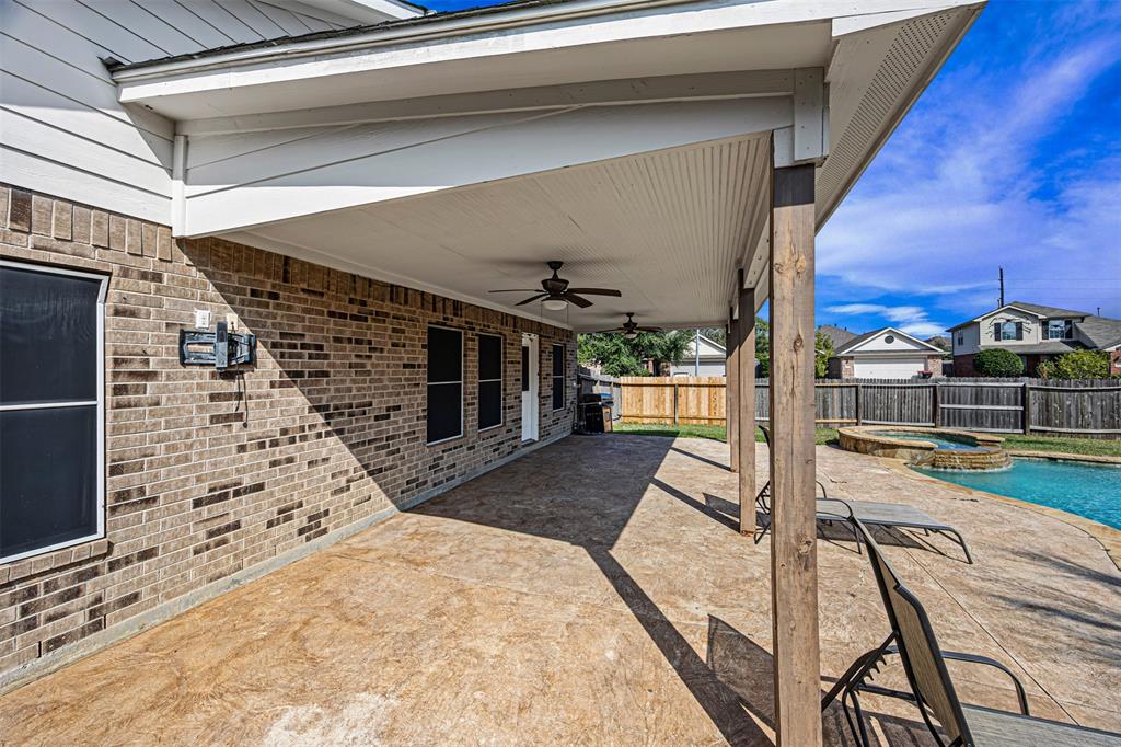 11803 Piney Way Lane, Tomball, Texas image 32