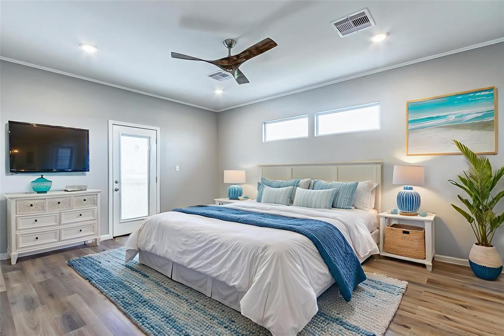1743 Blue Water Highway