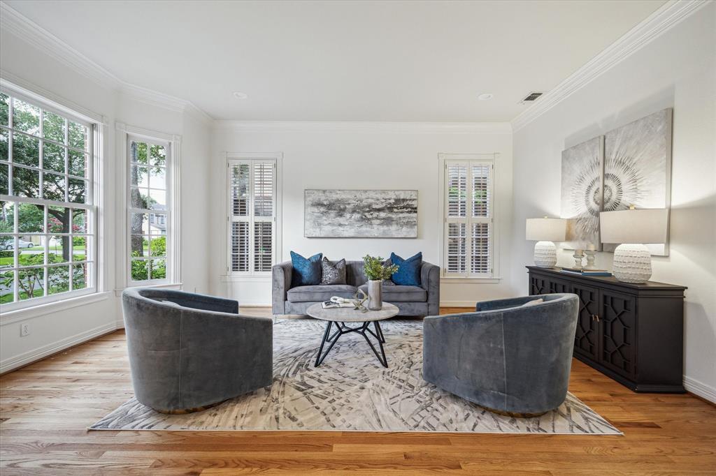 2707 Barbara Lane