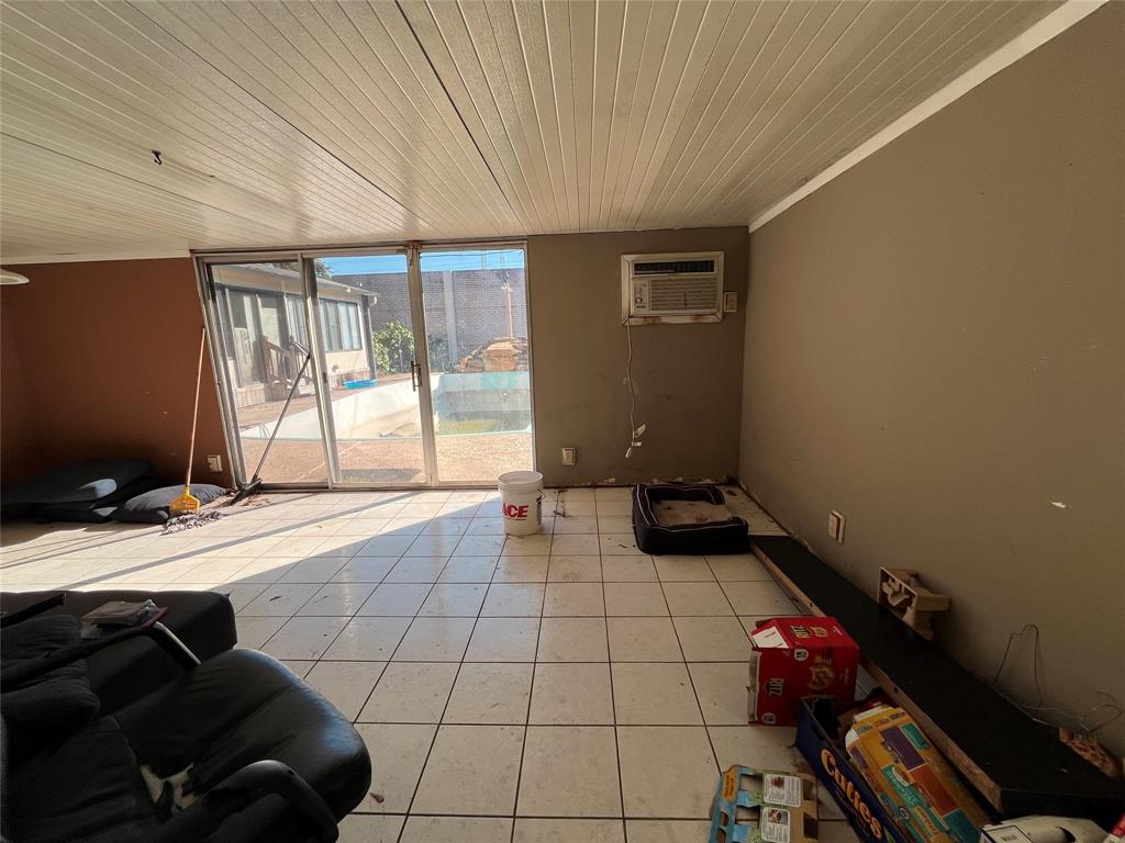 11414 Kirkwyn Drive, Houston, Texas image 3