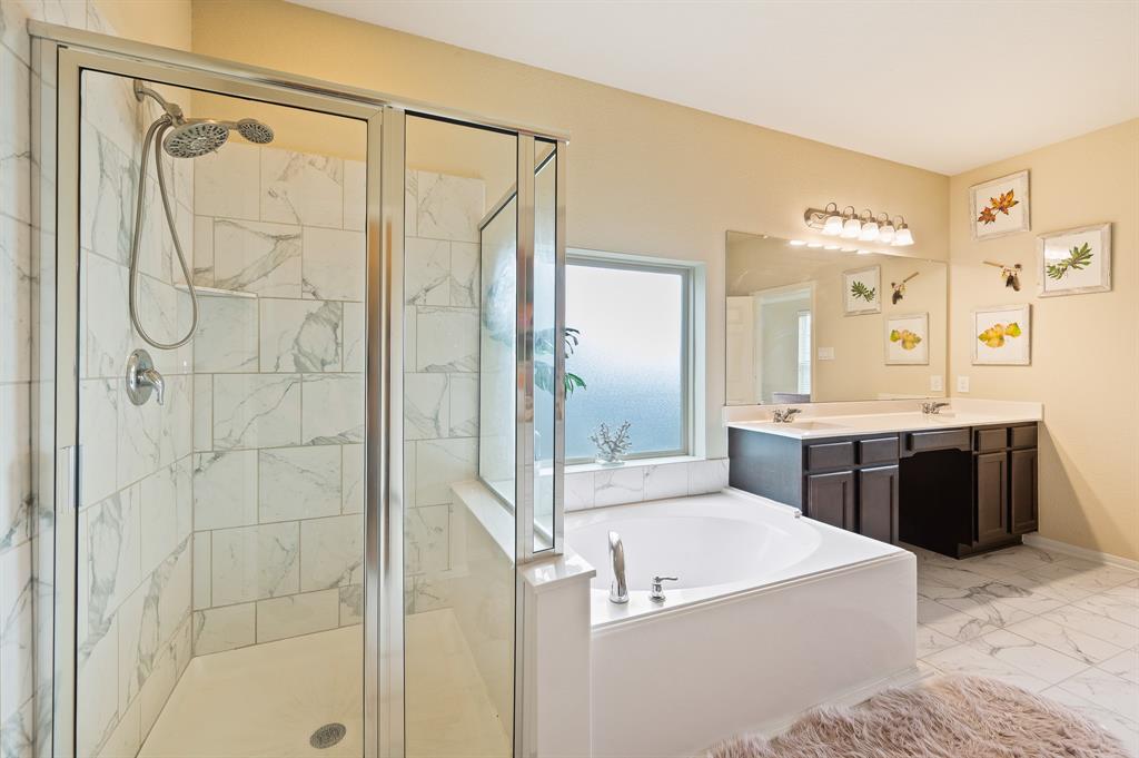 18418 Gardens End Lane, Houston, Texas image 35