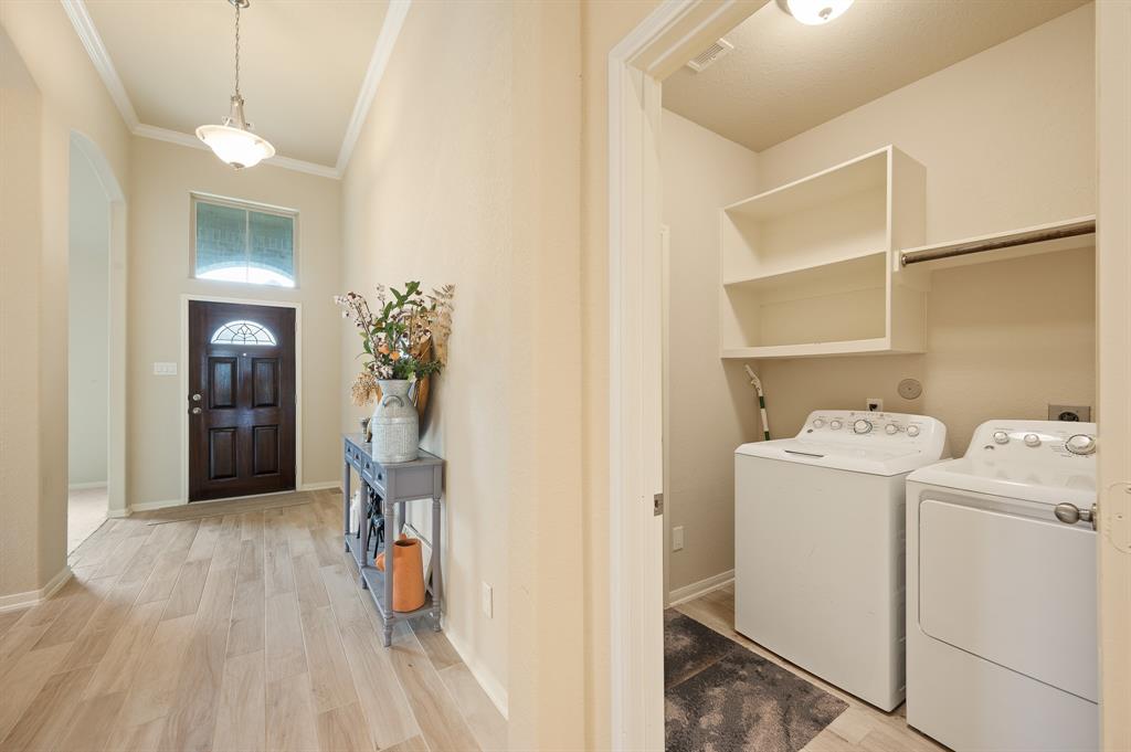 18418 Gardens End Lane