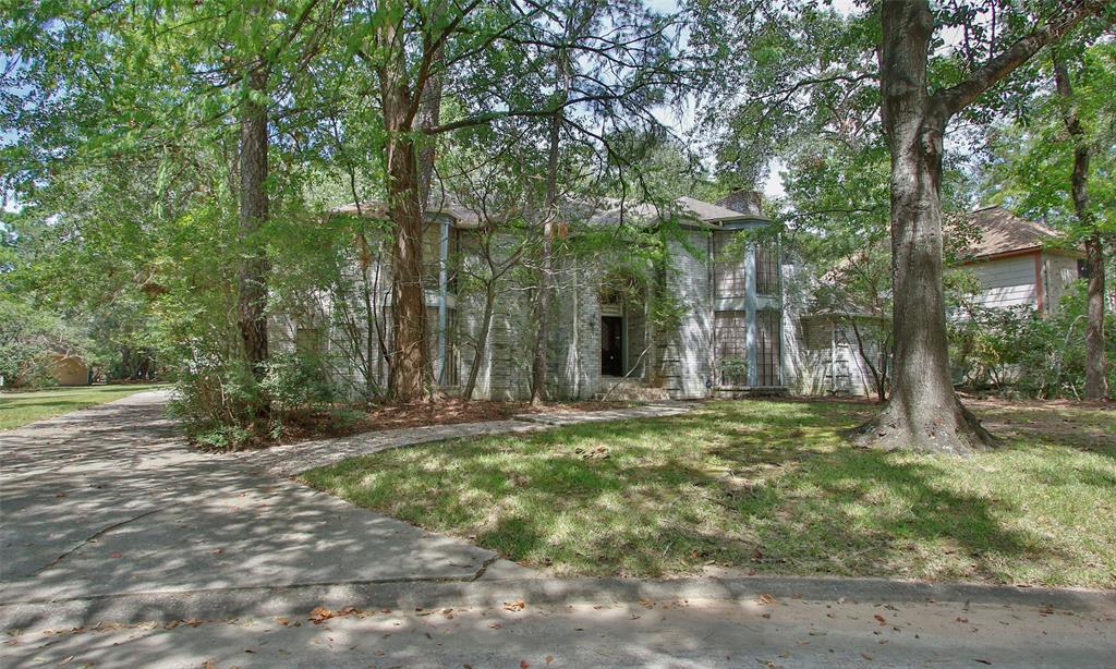 52 Indian Clover Drive, The Woodlands, Texas image 2