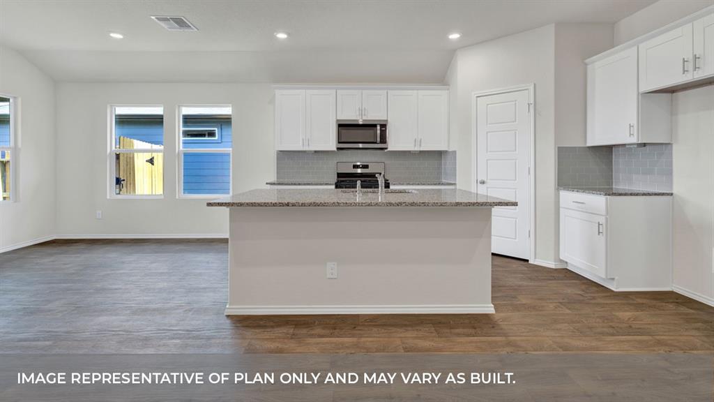 5640 Wood Duck Drive, Orange, Texas image 4