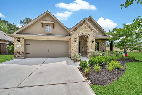 Photo of 1586 Ancient Oak Lane, Conroe, TX 77301 (MLS # 29211068)