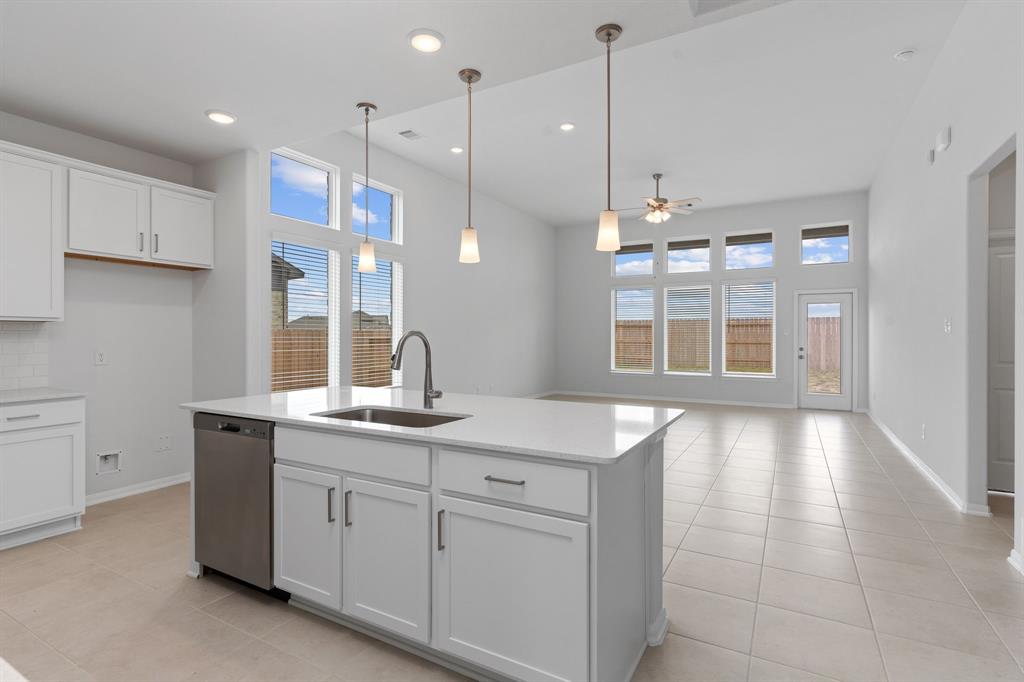 632 Canadian Trail, Dayton, Texas image 21