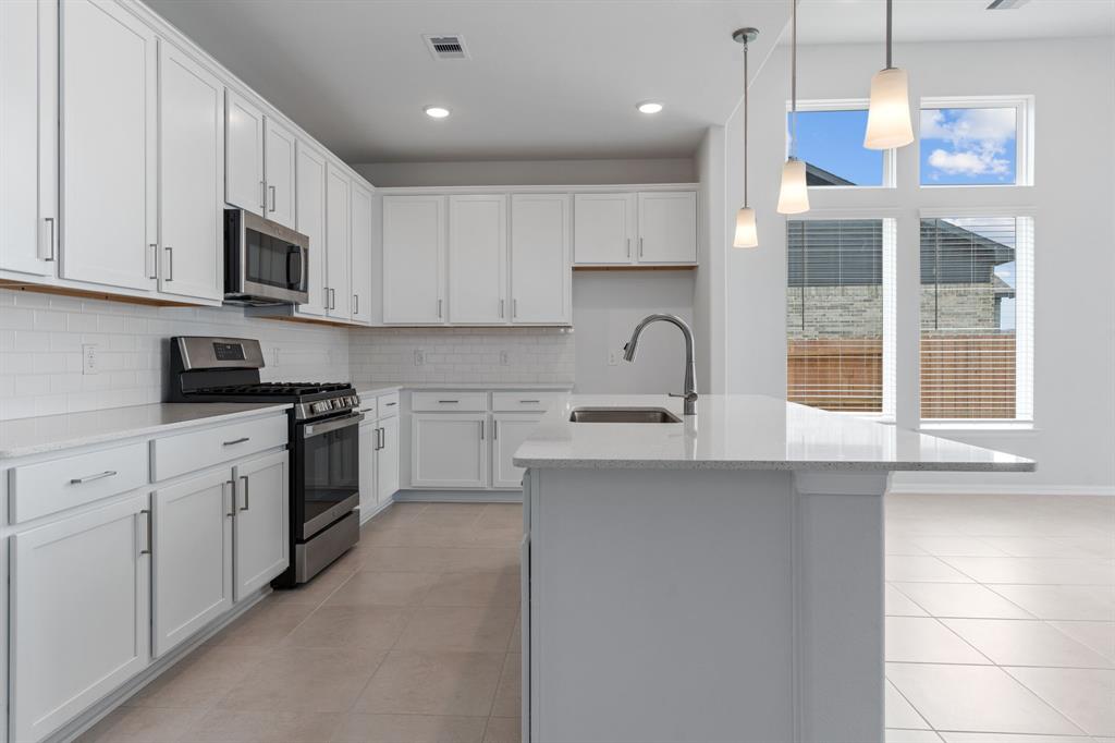 632 Canadian Trail, Dayton, Texas image 15