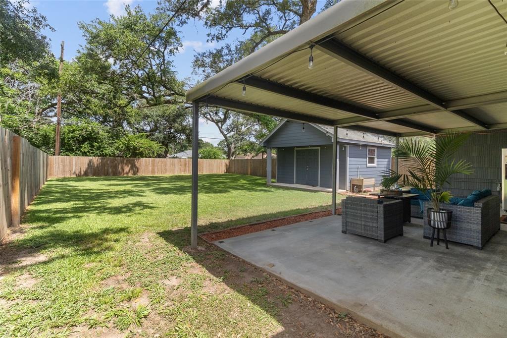 315 Cypress Street, Lake Jackson, Texas image 24