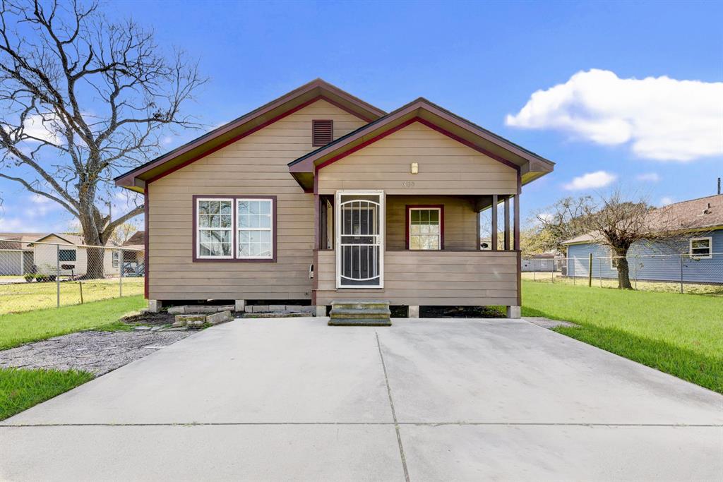 809 4th Avenue, Texas City, Texas image 1