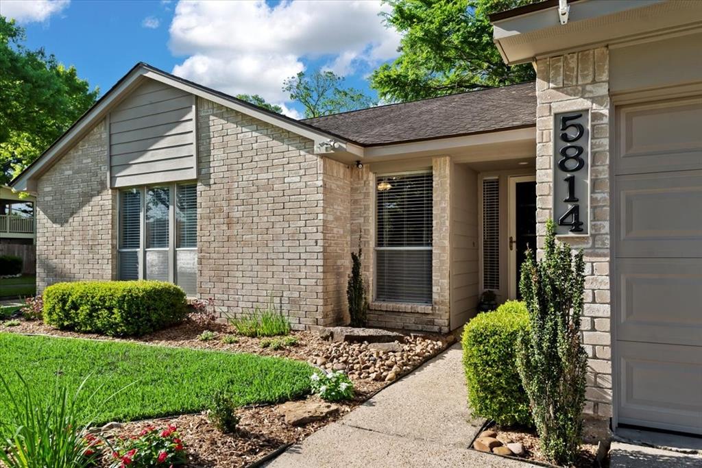 5814 Flax Bourton Street, Humble, Texas image 4