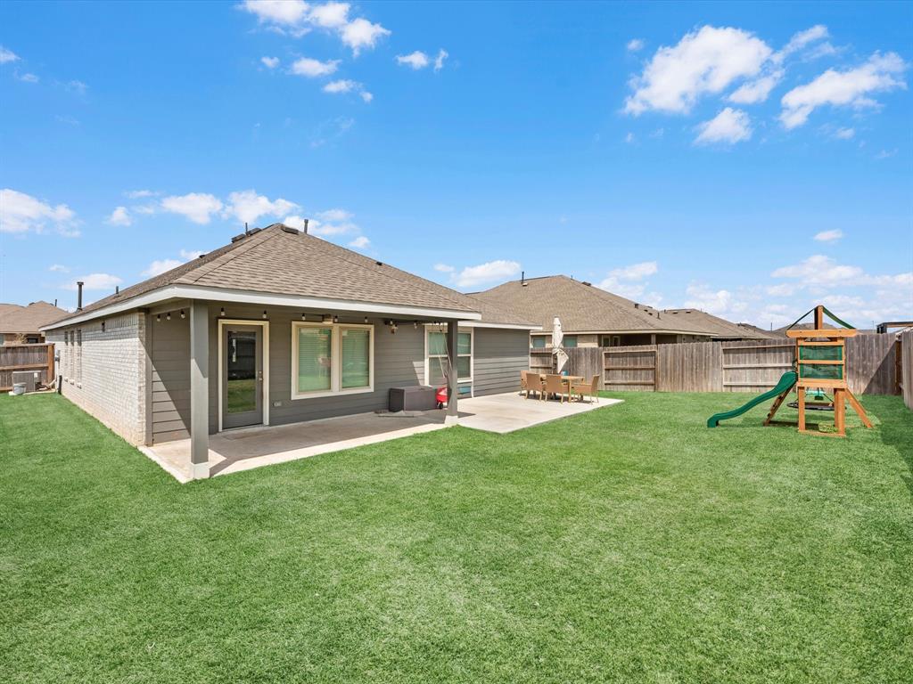 3803 Falling Moon Lane, Rosenberg, Texas image 18