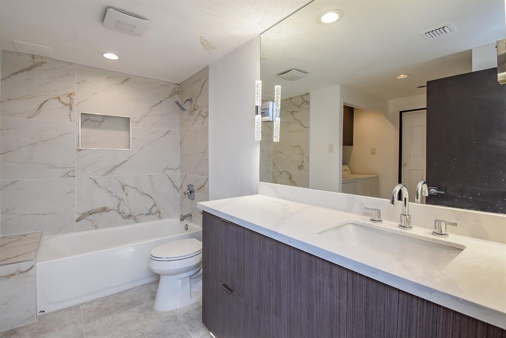 49 Briar Hollow Lane #1106, Houston, Texas image 18