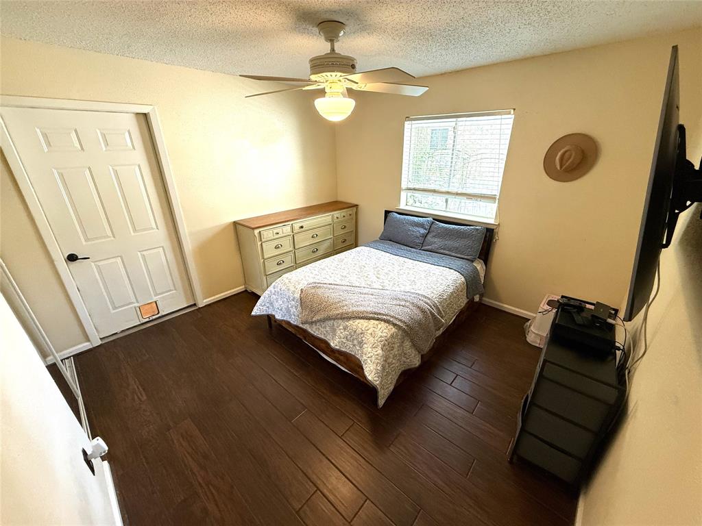 2319 Colleen Drive, Pearland, Texas image 30