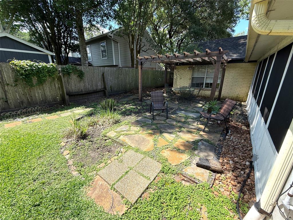 2319 Colleen Drive, Pearland, Texas image 35