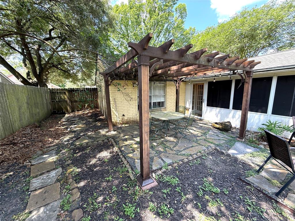2319 Colleen Drive, Pearland, Texas image 37