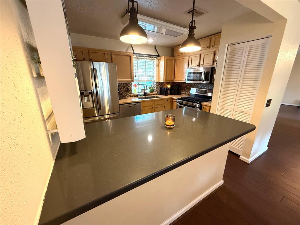 2319 Colleen Drive, Pearland, Texas image 14