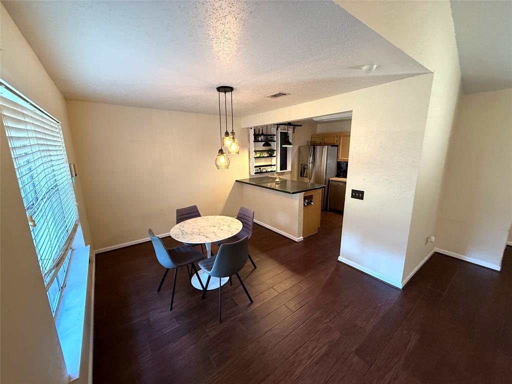2319 Colleen Drive, Pearland, Texas image 9