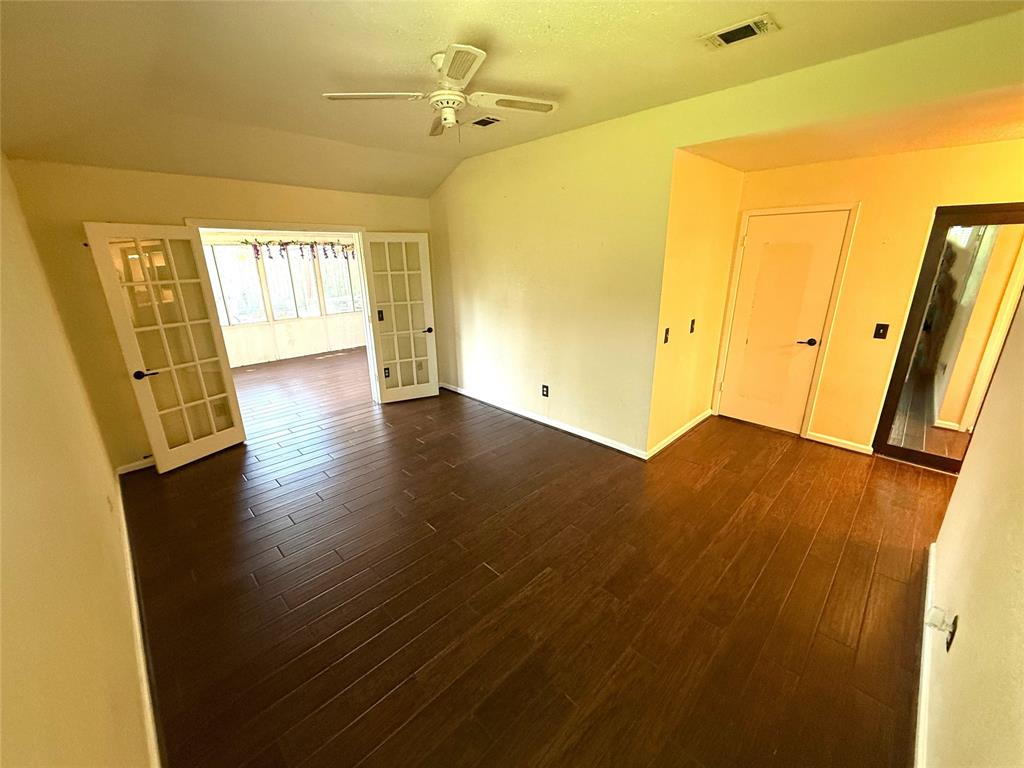 2319 Colleen Drive, Pearland, Texas image 19