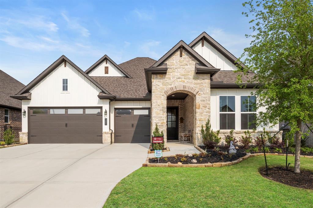14886 Shavers Drive, Willis, Texas image 2