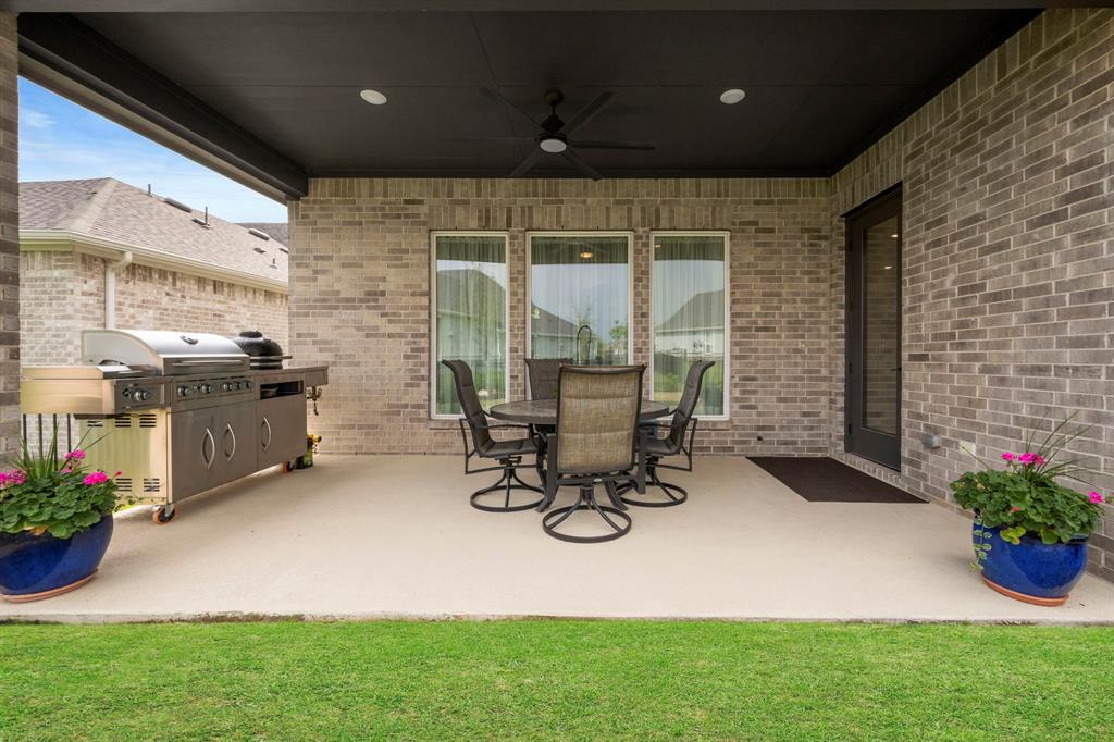 14886 Shavers Drive, Willis, Texas image 33