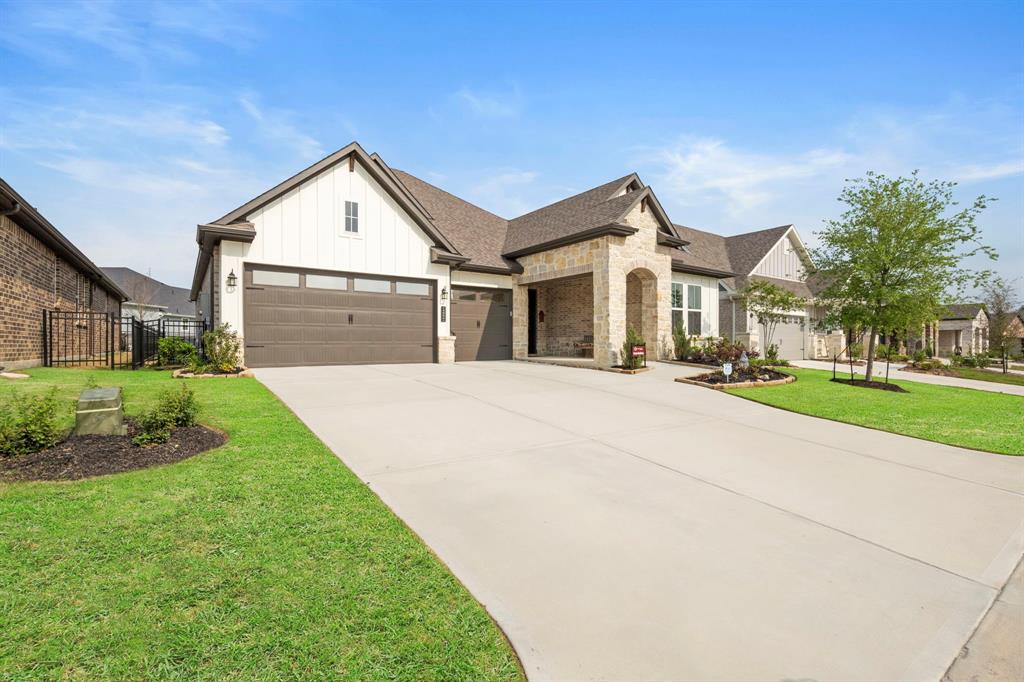 14886 Shavers Drive, Willis, Texas image 3
