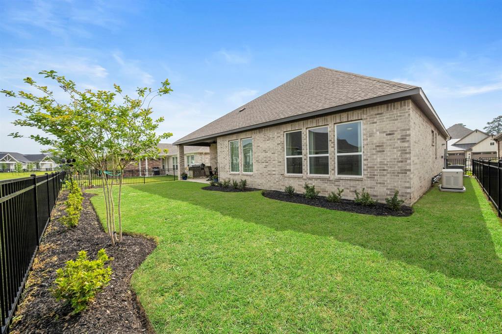 14886 Shavers Drive, Willis, Texas image 36