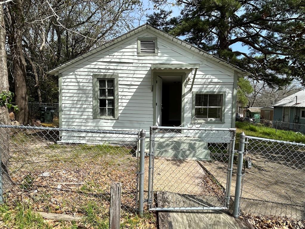 511 Julia Street, Huntsville, Texas image 2