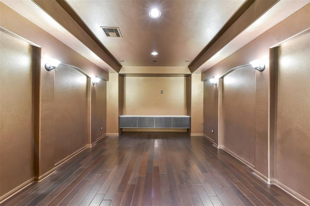 5409 Aroma Knoll Lane, Rosharon, Texas image 18
