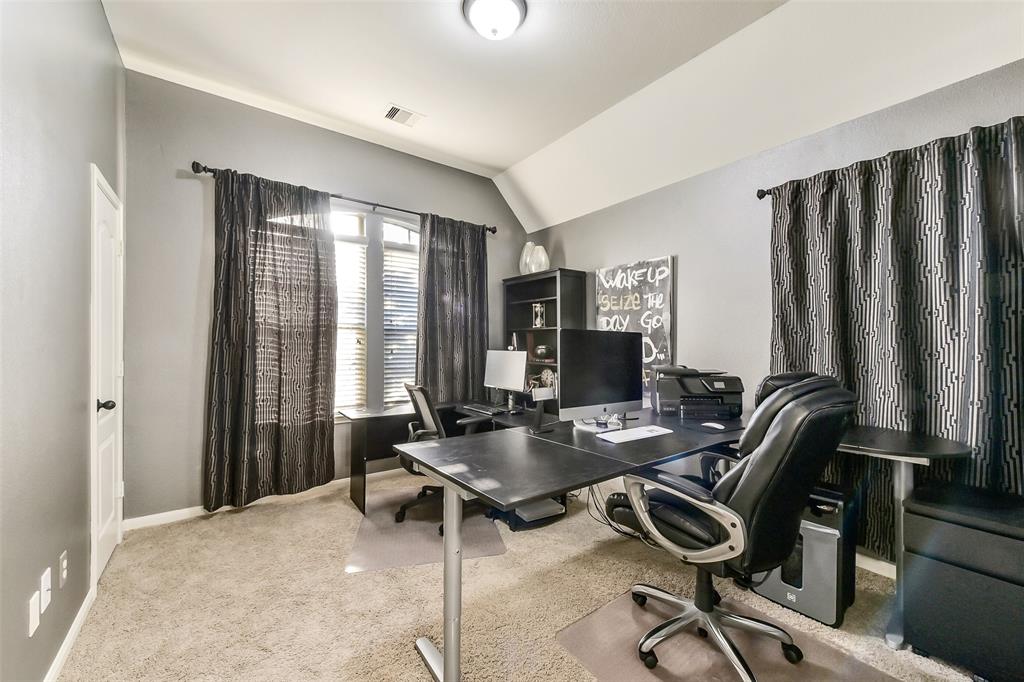 5409 Aroma Knoll Lane, Rosharon, Texas image 22
