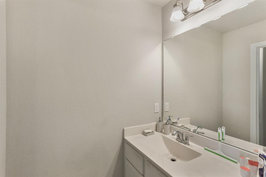 5010 Trembling Aspen Lane, Rosenberg, Texas image 25