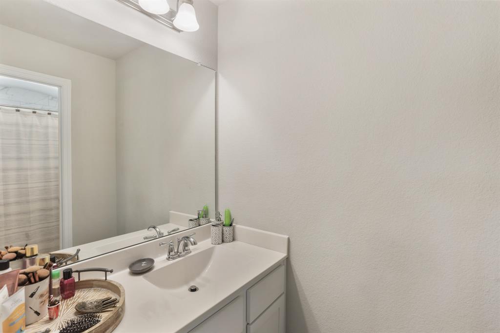 5010 Trembling Aspen Lane, Rosenberg, Texas image 24