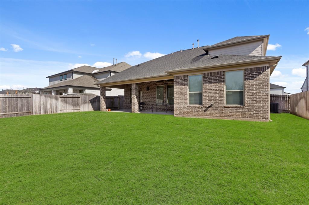 5010 Trembling Aspen Lane, Rosenberg, Texas image 29