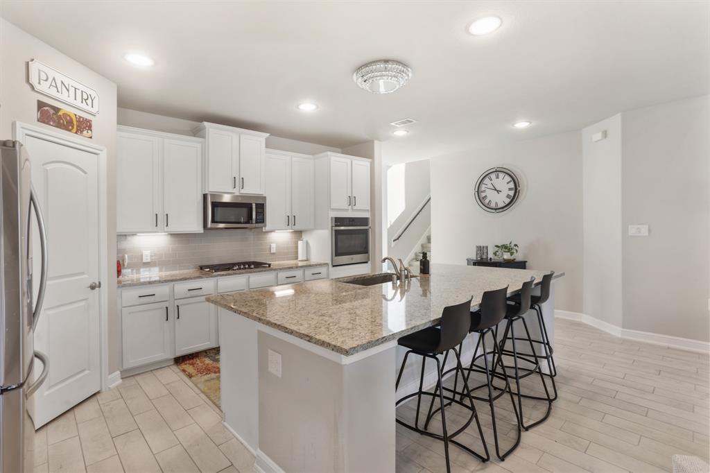 5010 Trembling Aspen Lane, Rosenberg, Texas image 8