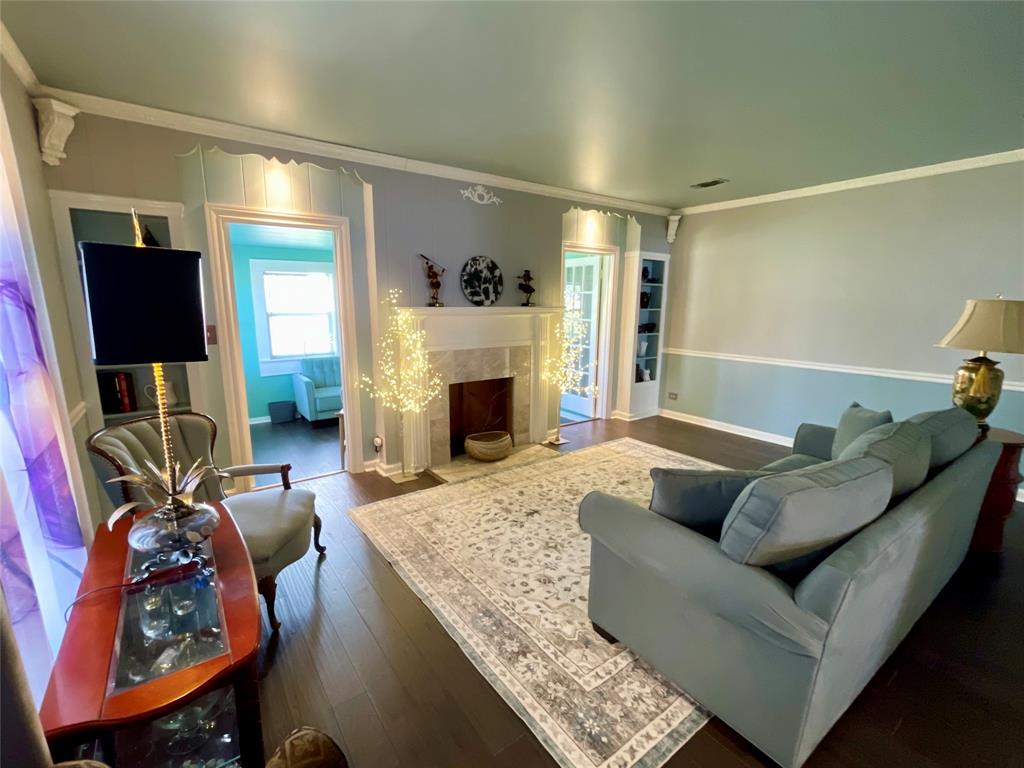 919 E Houston Avenue, Crockett, Texas image 18