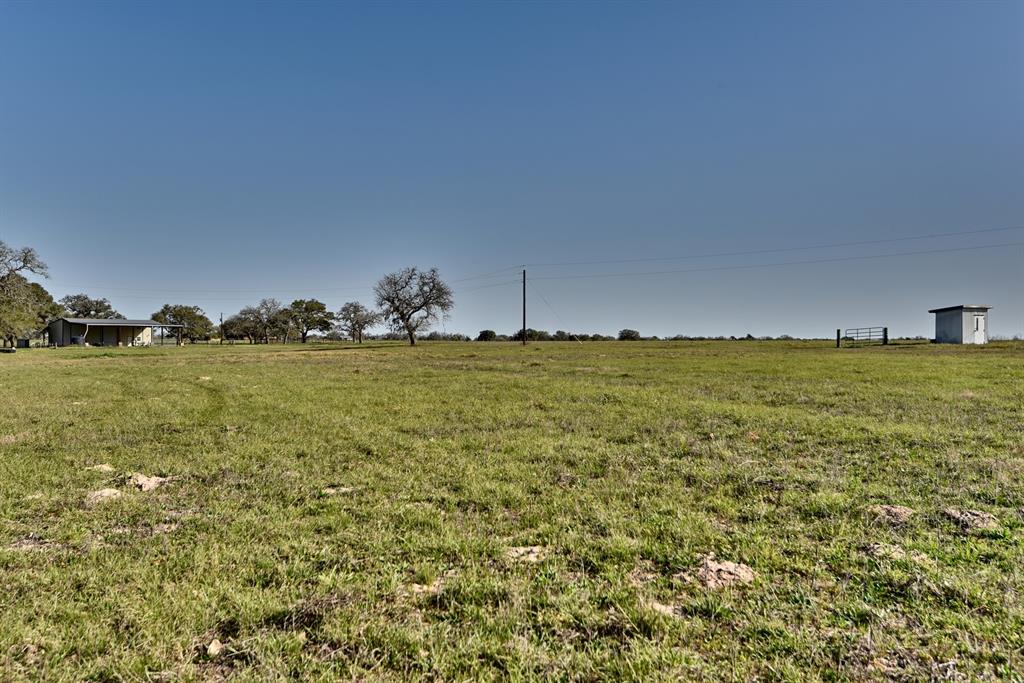 225 Private Road 4007, Hallettsville, Texas image 25