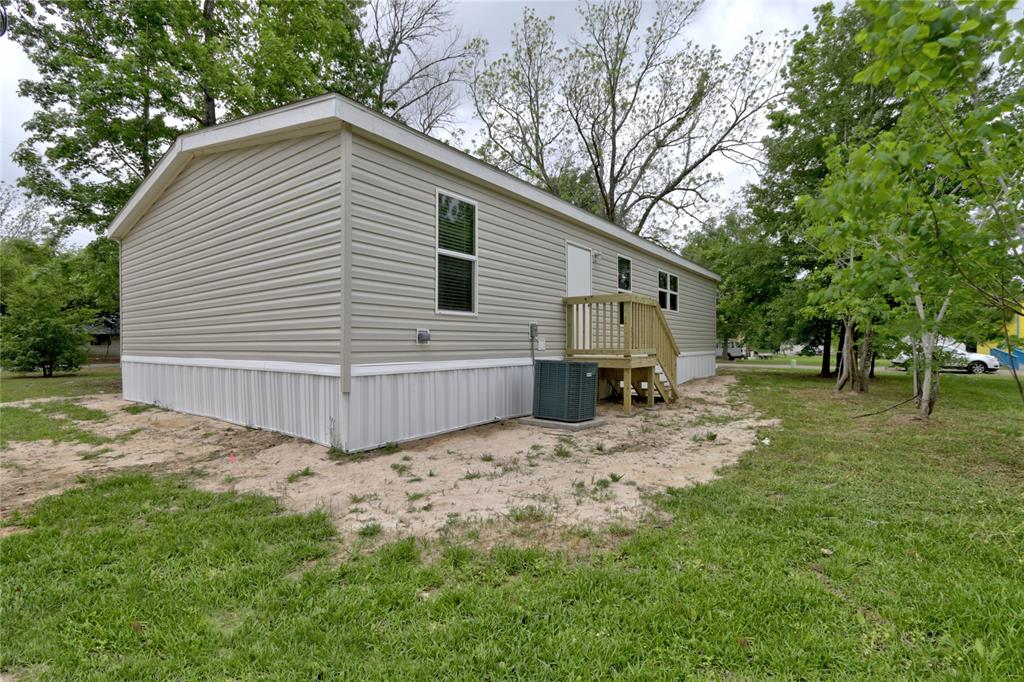 1600 Ross Avenue, Cleveland, Texas image 27