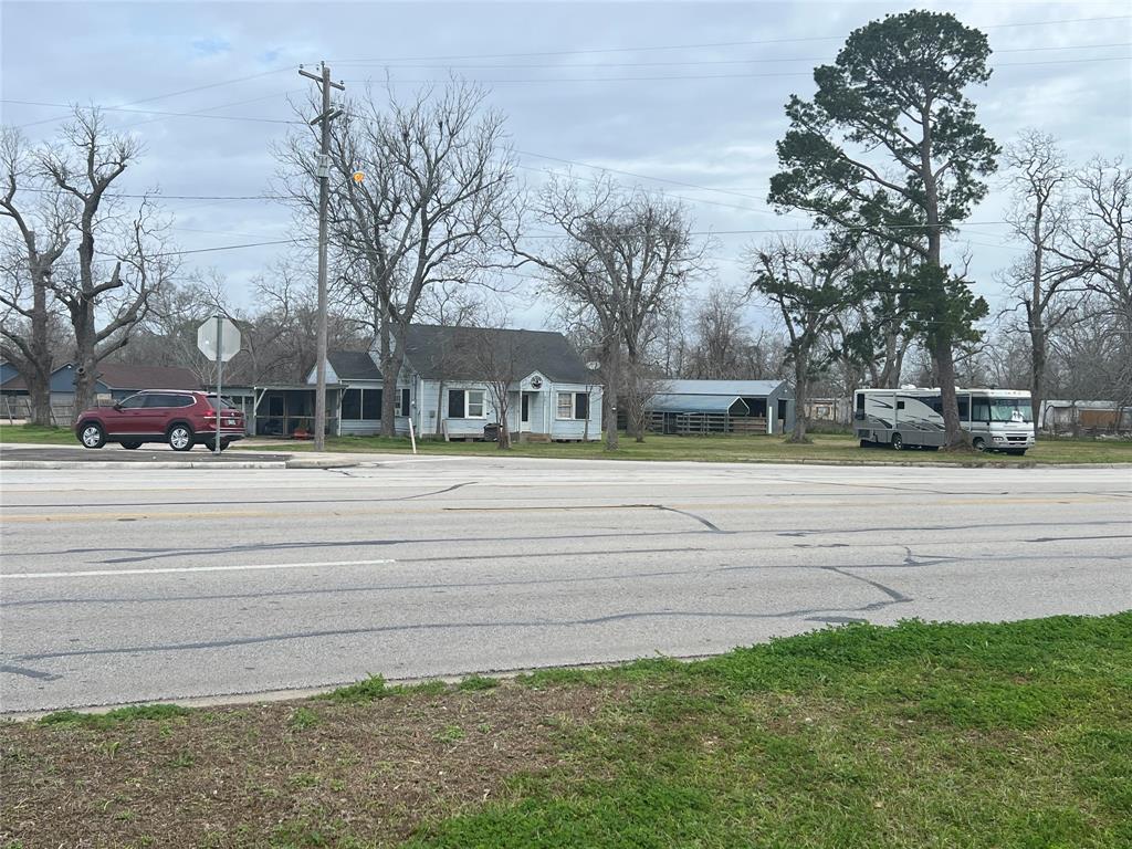 501 Burnett Street, Brazoria, Texas image 1