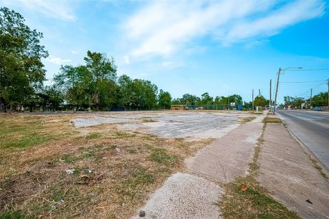 5108 Scott Street Houston TX 77004