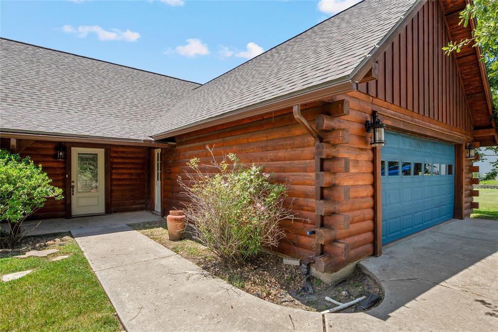 42 Wildwood Lake Drive