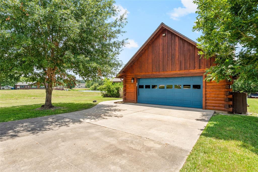 42 Wildwood Lake Drive