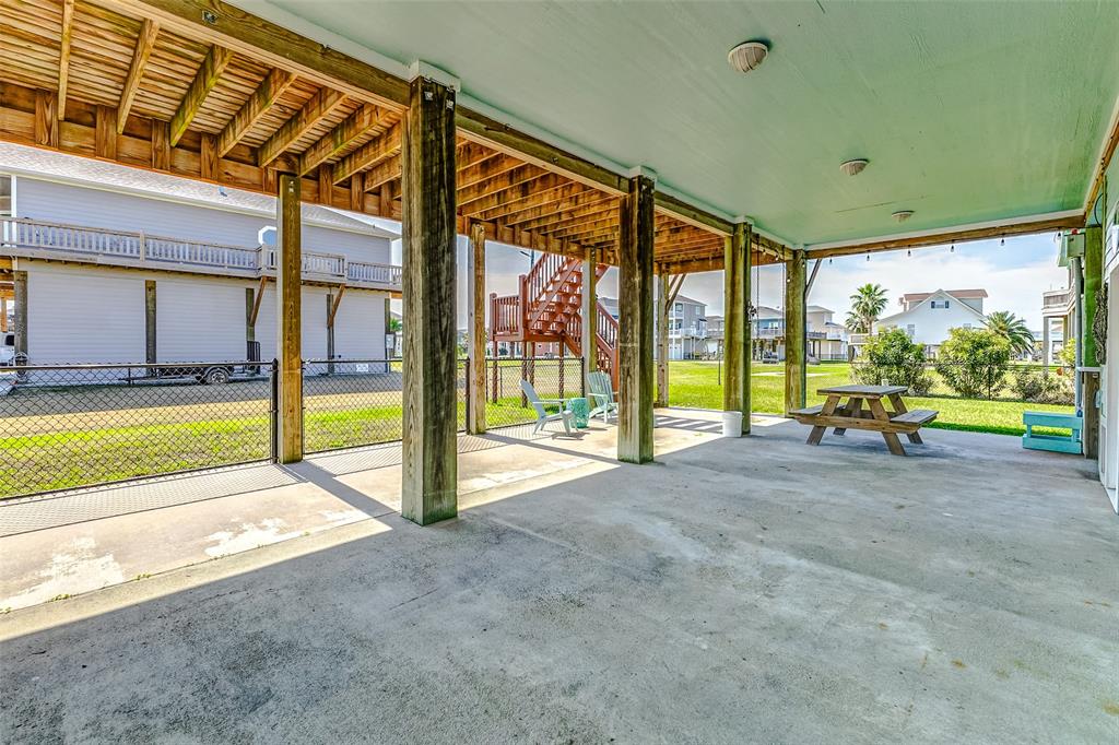 965 Mary Lynn, Crystal Beach, Texas image 8