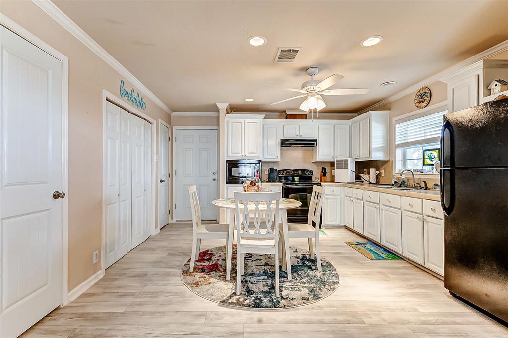 965 Mary Lynn, Crystal Beach, Texas image 22